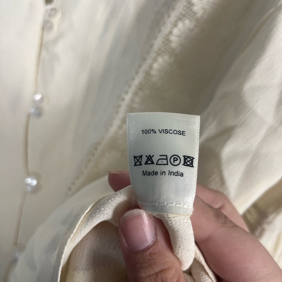 T.Ba Lizzy Blouse romantic Crème long sleeve button front lace size 40 / medium - Picture 6 of 10